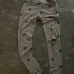 Olivaceous star legging
